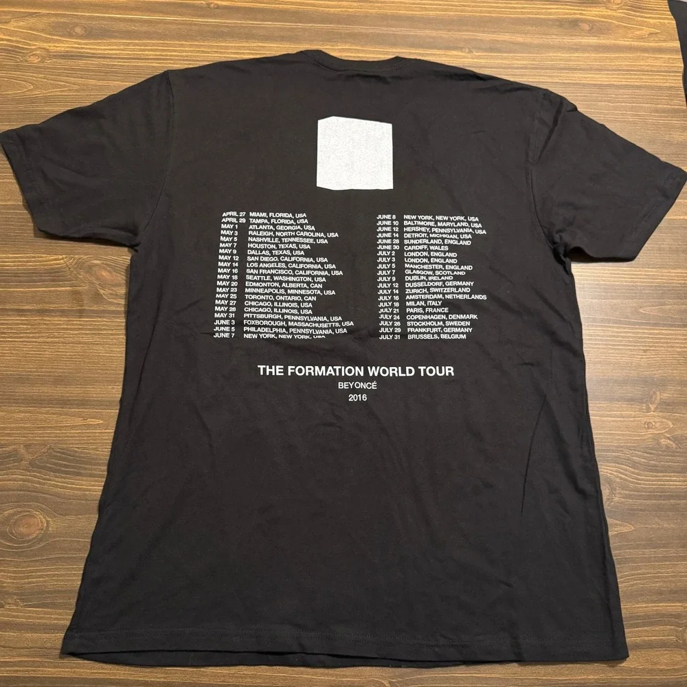 NWOT Beyonce Concert Shirt Mens XL Short Sleeve The Formation World Tour 2016